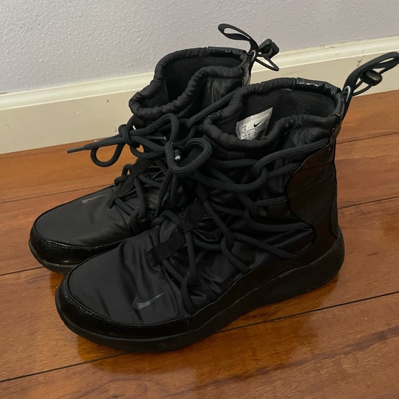 Nike thermal black slip on boot - Picture 4 of 7